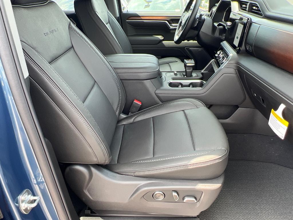 new 2026 GMC Sierra 1500 car, priced at $75,561