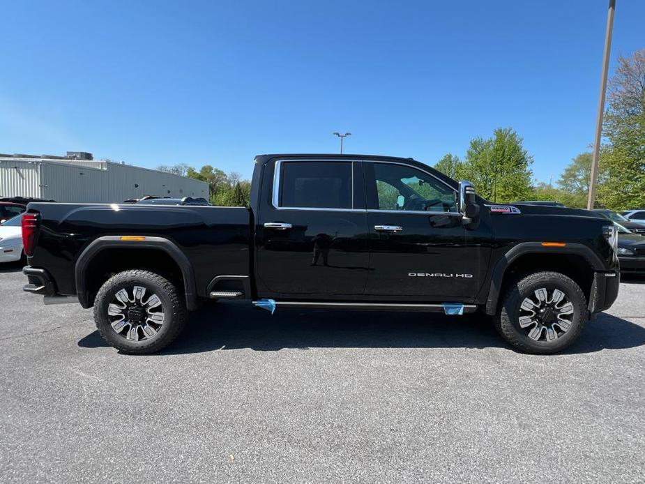 new 2024 GMC Sierra 2500 car, priced at $83,211