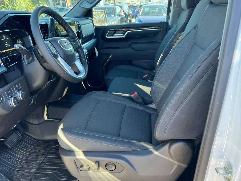 new 2026 GMC Sierra 1500 car, priced at $45,805