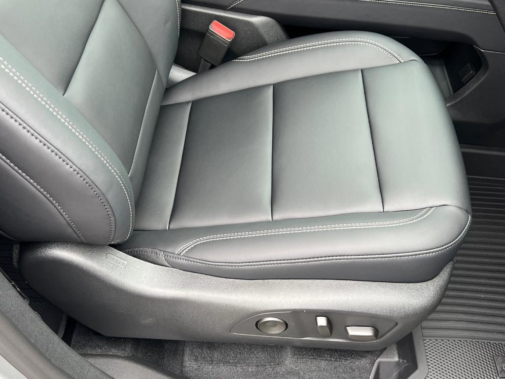 new 2026 GMC Acadia car, priced at $52,567