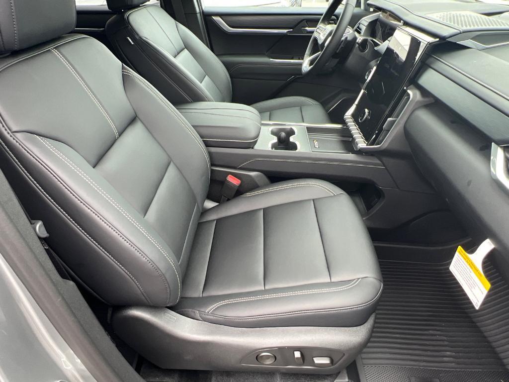 new 2026 GMC Acadia car, priced at $52,567