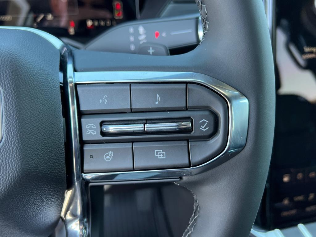 new 2025 GMC Acadia car, priced at $47,427