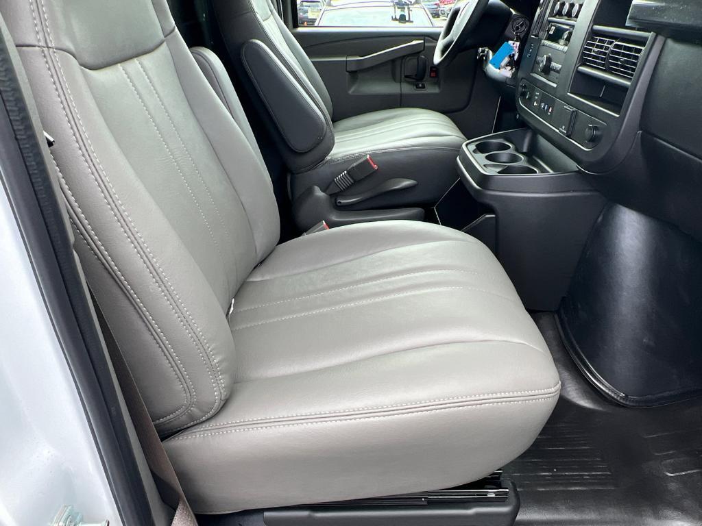 new 2025 GMC Savana 2500 car, priced at $52,000