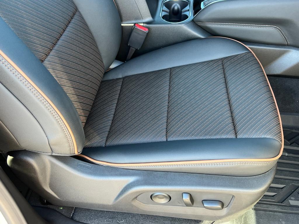 new 2026 GMC Canyon car, priced at $50,333