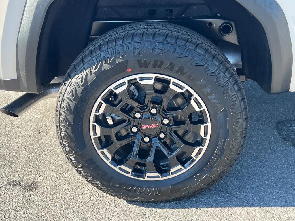 new 2026 GMC Canyon car, priced at $50,333