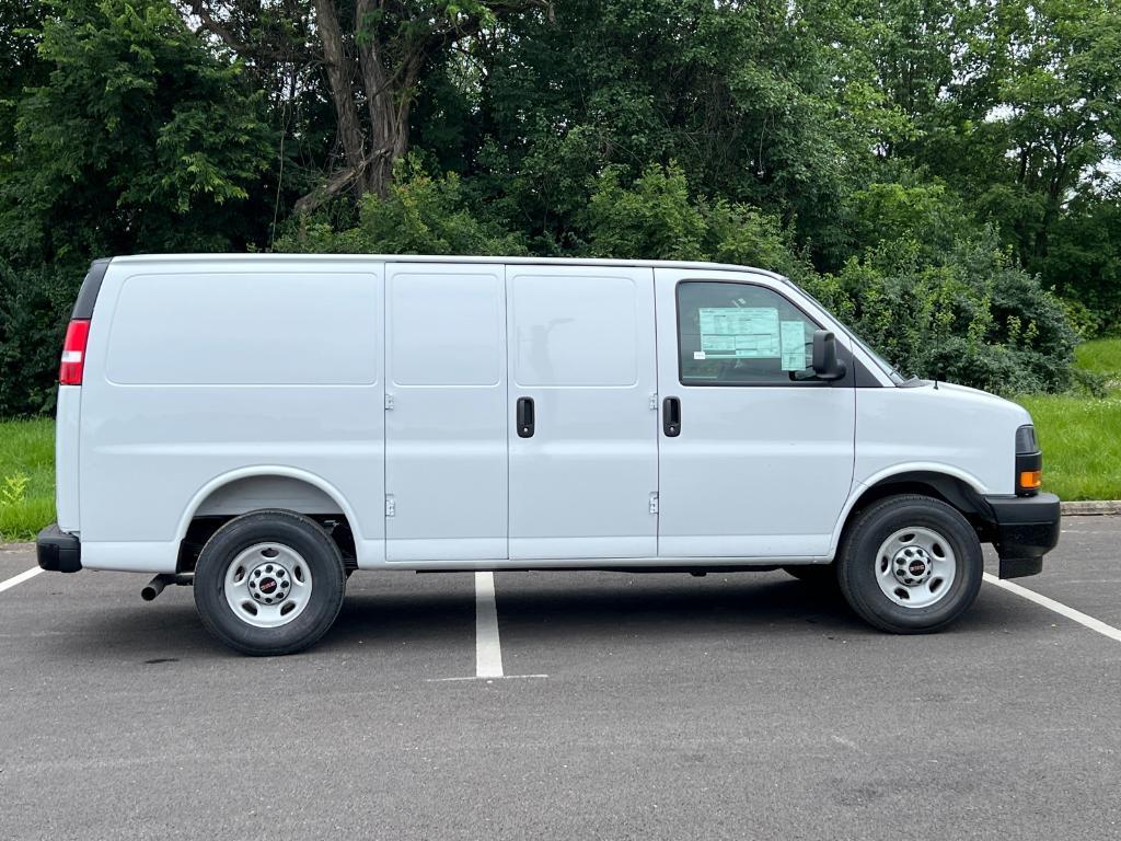 new 2025 GMC Savana 2500 car, priced at $52,685