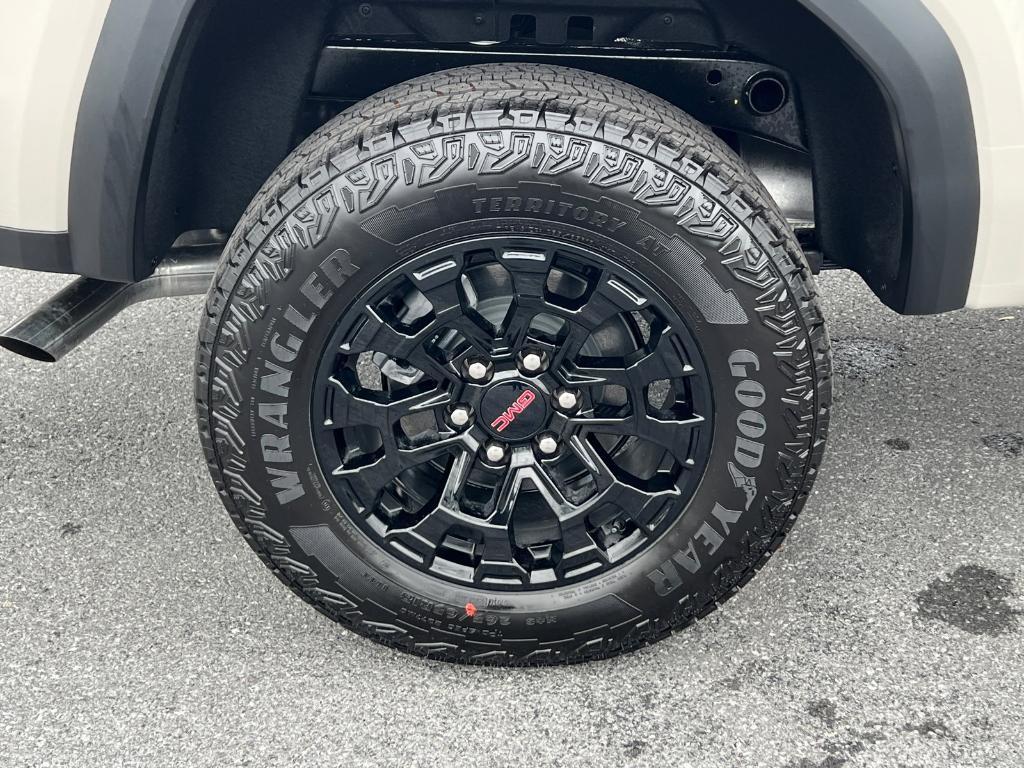 new 2026 GMC Canyon car, priced at $44,444