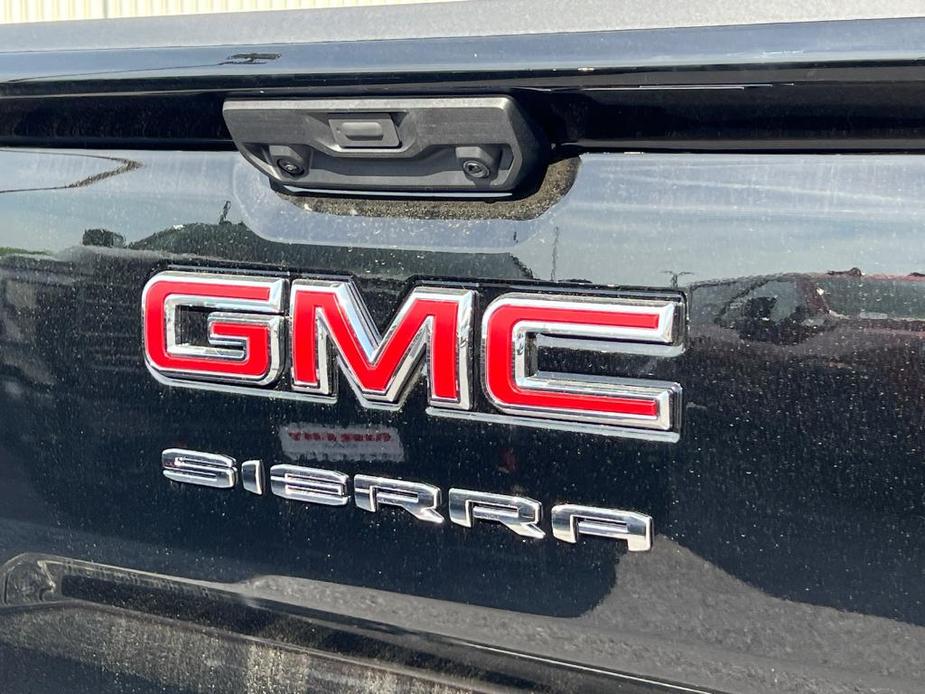 new 2024 GMC Sierra 1500 car, priced at $38,311