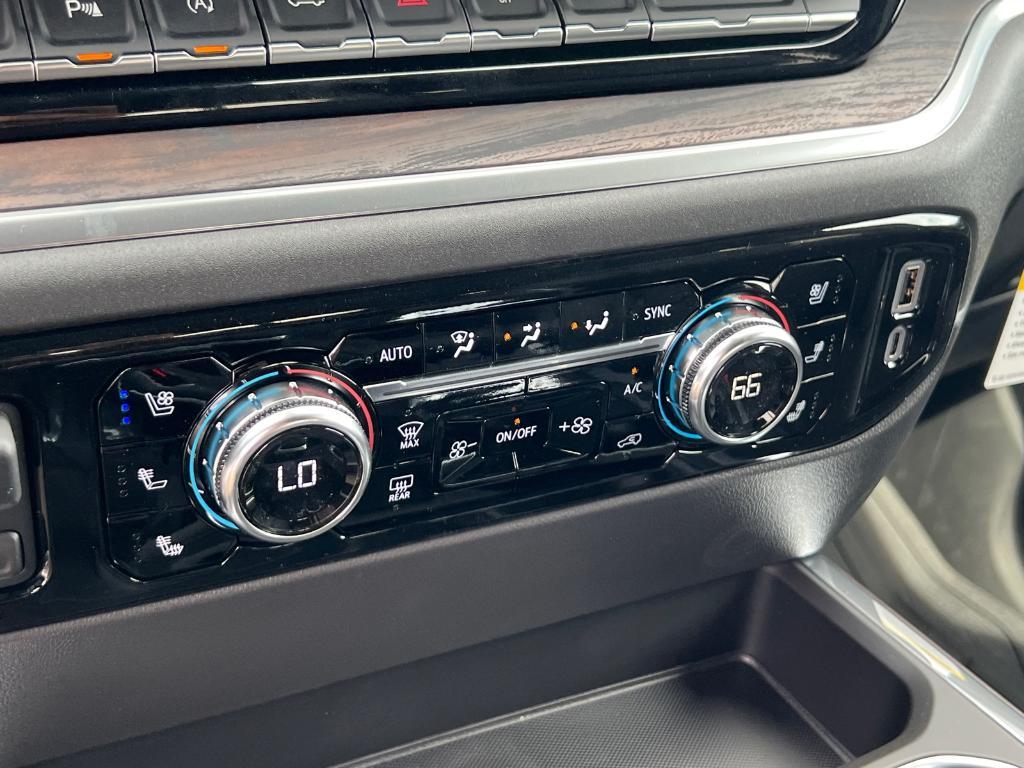 new 2025 GMC Sierra 1500 car, priced at $55,155