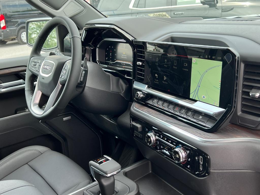new 2025 GMC Sierra 1500 car, priced at $55,155