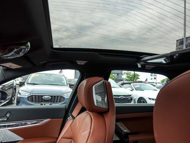 used 2025 BMW 760 car, priced at $118,985