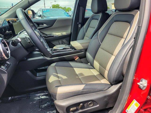 used 2025 Chevrolet Equinox car, priced at $29,987