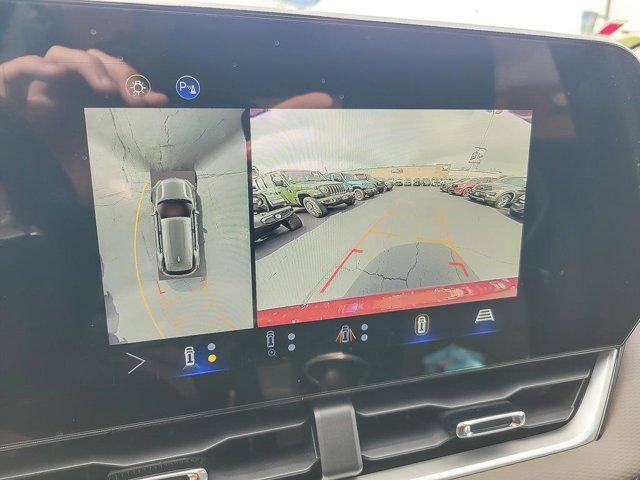 used 2025 Chevrolet Equinox car, priced at $29,987