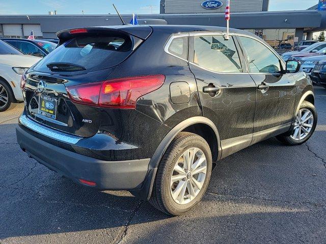 used 2019 Nissan Rogue Sport car, priced at $14,997