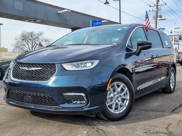 used 2023 Chrysler Pacifica car, priced at $29,998