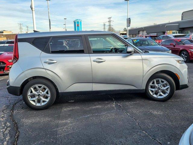 used 2021 Kia Soul car, priced at $16,897