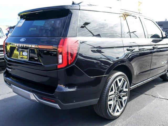 used 2025 Ford Expedition car, priced at $92,870