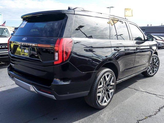 used 2025 Ford Expedition car, priced at $92,870
