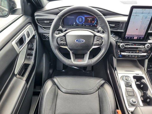 used 2024 Ford Explorer car, priced at $47,980