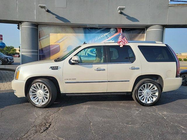 used 2010 Cadillac Escalade car, priced at $14,989