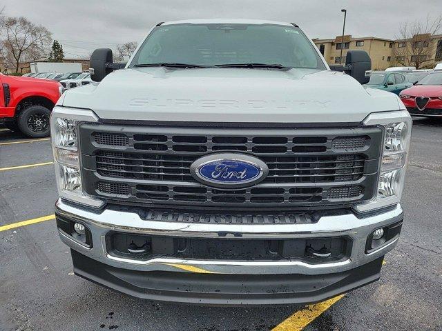 new 2024 Ford F-350 car, priced at $55,246