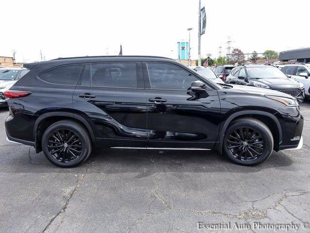 used 2023 Toyota Highlander car, priced at $46,996