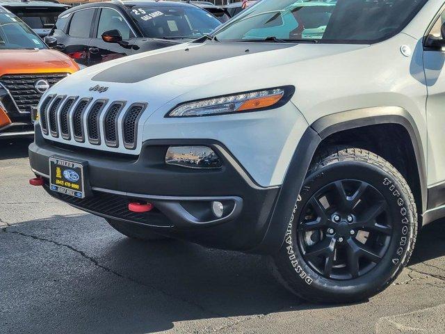 used 2017 Jeep Cherokee car, priced at $10,904