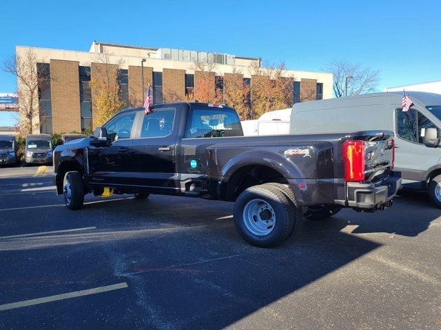 new 2024 Ford F-350 car, priced at $67,915