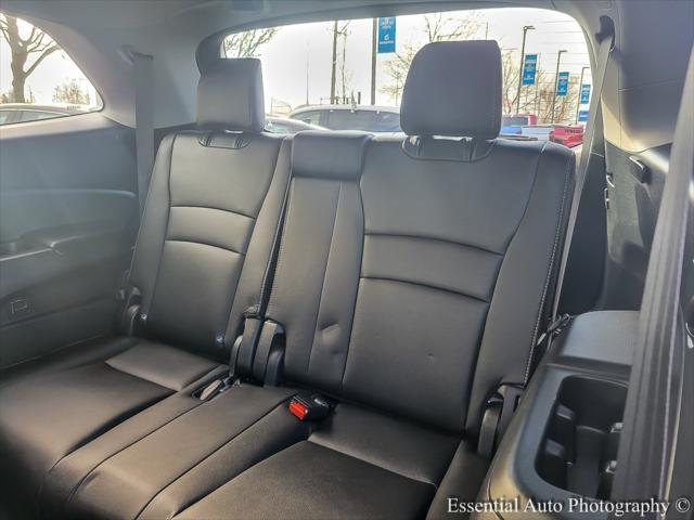 used 2022 Honda Pilot car, priced at $30,877