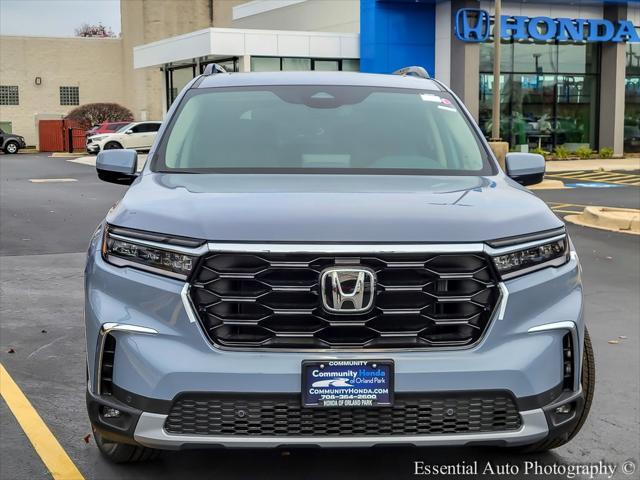 new 2025 Honda Pilot car, priced at $51,450