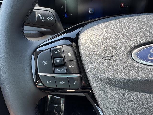 new 2025 Ford Escape car, priced at $30,536