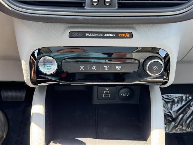 new 2025 Ford Escape car, priced at $30,536