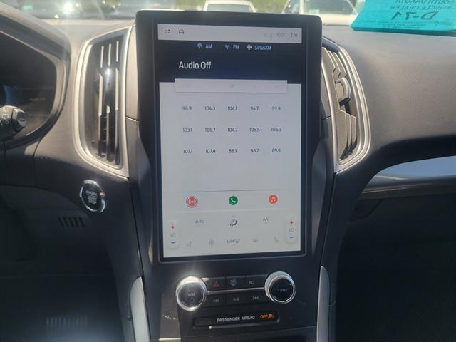 used 2024 Ford Edge car, priced at $28,990