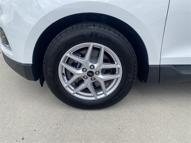 used 2024 Ford Edge car, priced at $28,990
