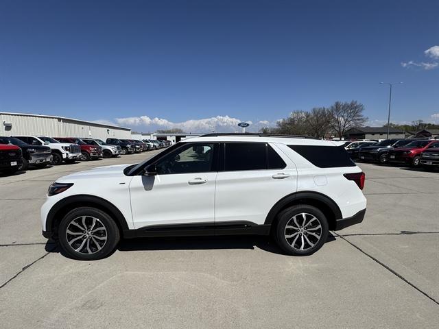 new 2025 Ford Explorer car, priced at $45,702