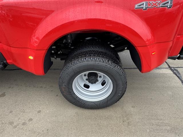 new 2025 Ford F-350 car, priced at $64,089