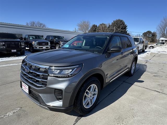 new 2025 Ford Explorer car, priced at $40,885