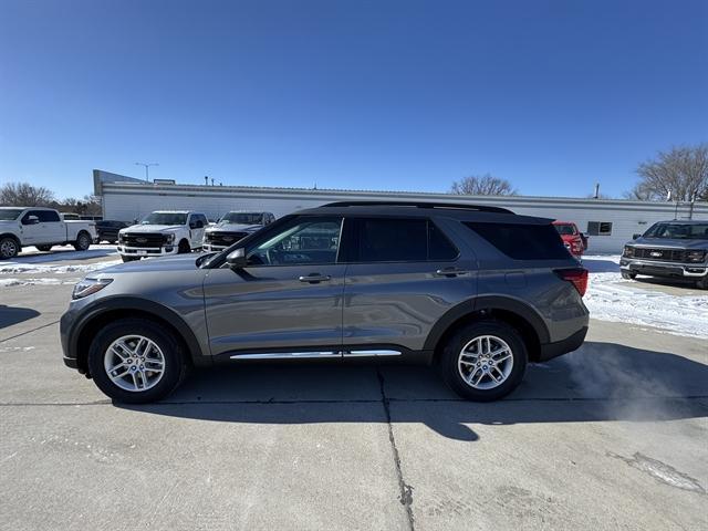 new 2025 Ford Explorer car, priced at $40,885