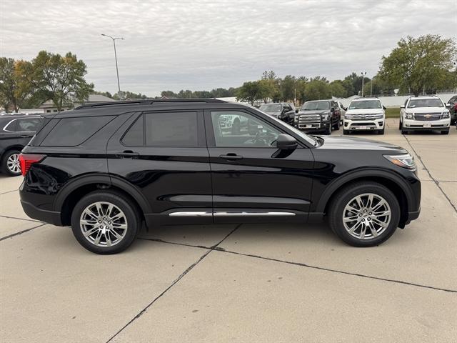new 2025 Ford Explorer car, priced at $46,690