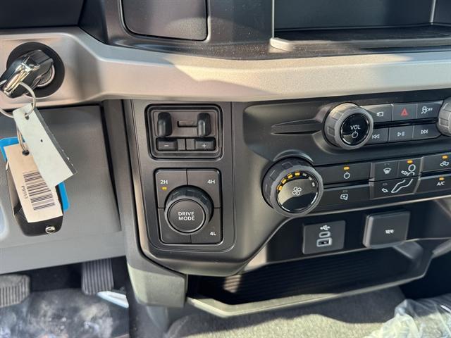 new 2025 Ford F-350 car, priced at $69,990
