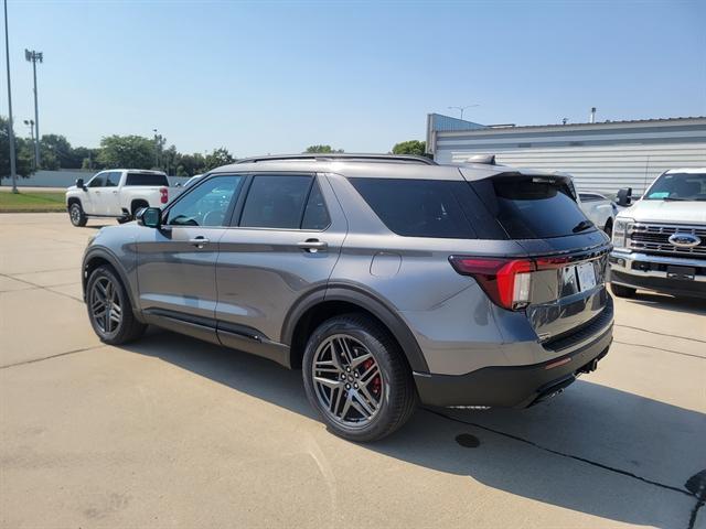 new 2025 Ford Explorer car, priced at $51,695