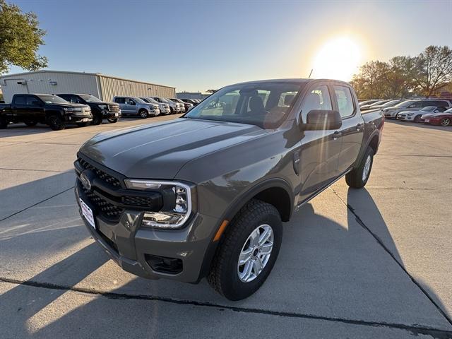 new 2025 Ford Ranger car, priced at $35,990