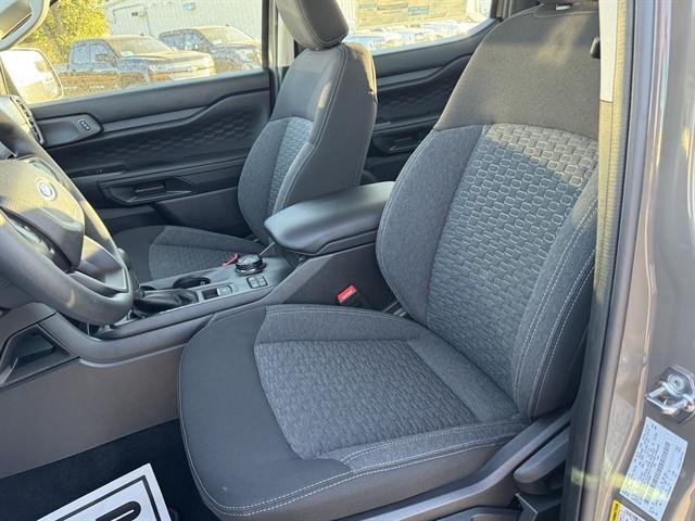 new 2025 Ford Ranger car, priced at $35,990