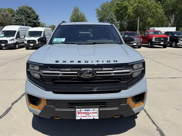 new 2025 Ford Expedition car, priced at $82,000