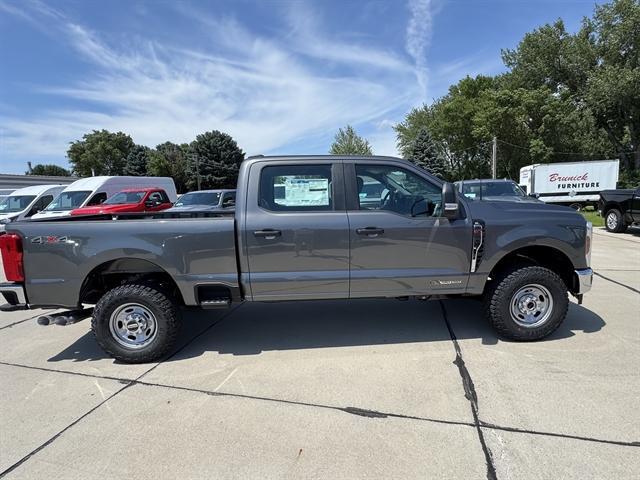 new 2025 Ford F-250 car, priced at $62,490