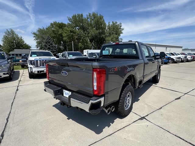 new 2025 Ford F-250 car, priced at $62,490