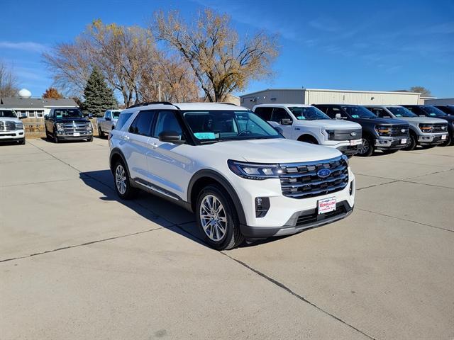 new 2025 Ford Explorer car, priced at $44,990