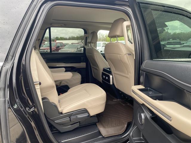 used 2024 Ford Expedition car, priced at $59,990