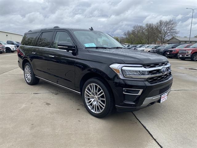 used 2024 Ford Expedition car, priced at $59,990