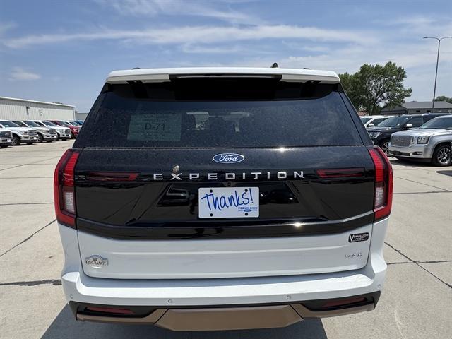 new 2025 Ford Expedition Max car, priced at $88,405
